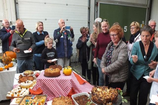 Acquoy viert Burendag met een appeltaartbakwedstrijd