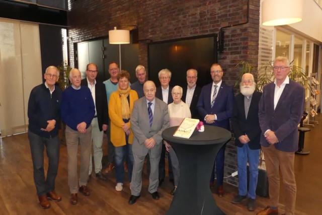 Historische Kring viert jubileum met boek over West Betuwe